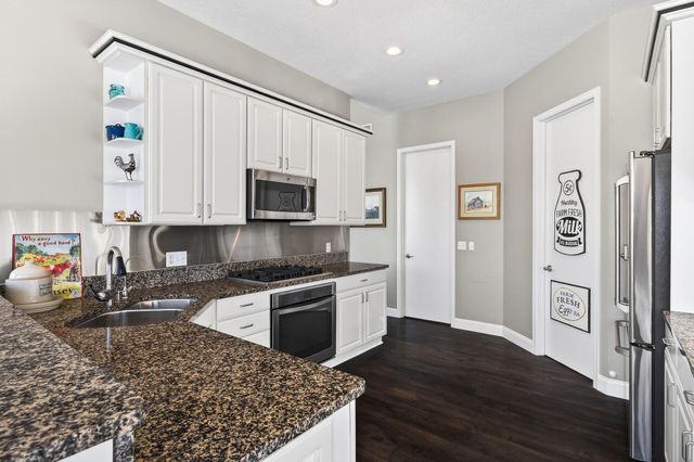 17141 Jackson Trail, Lakeville, MN 55044