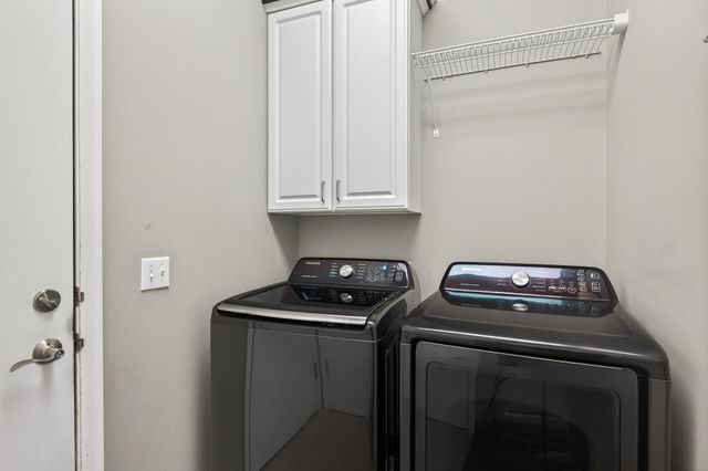 17141 Jackson Trail, Lakeville, MN 55044