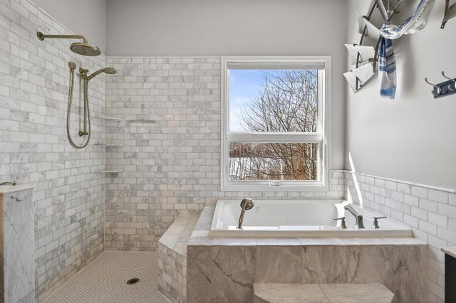 17141 Jackson Trail, Lakeville, MN 55044