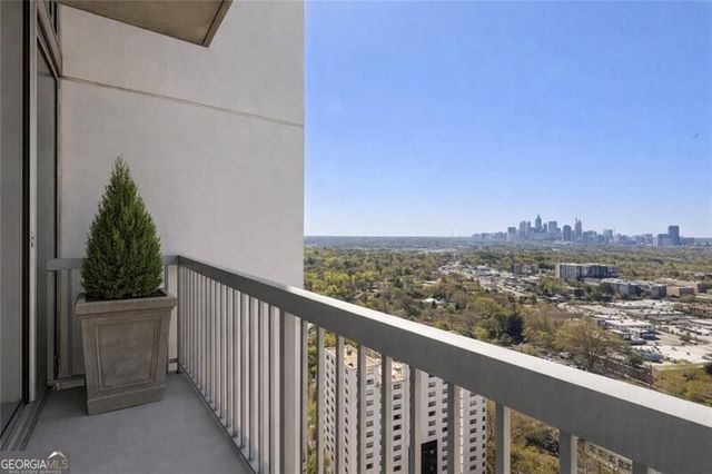 3324 Peachtree Road NE 2804, Atlanta, GA 30326