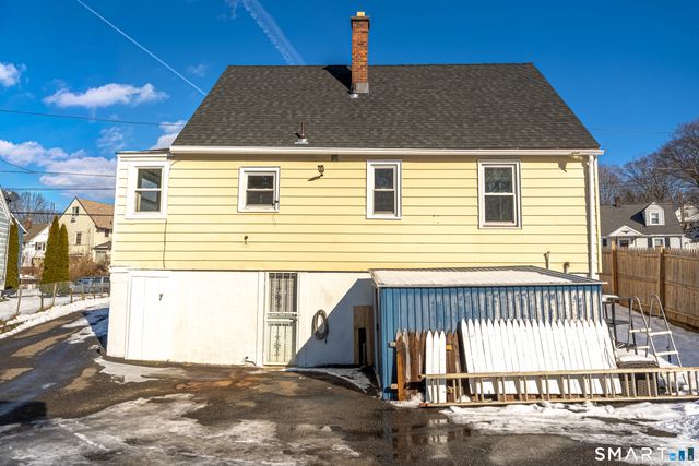 216 Madison Street, Waterbury, CT 06706