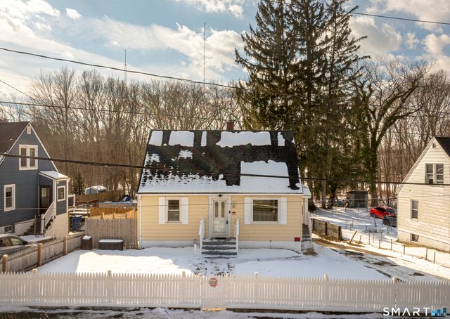 216 Madison Street, Waterbury, CT 06706