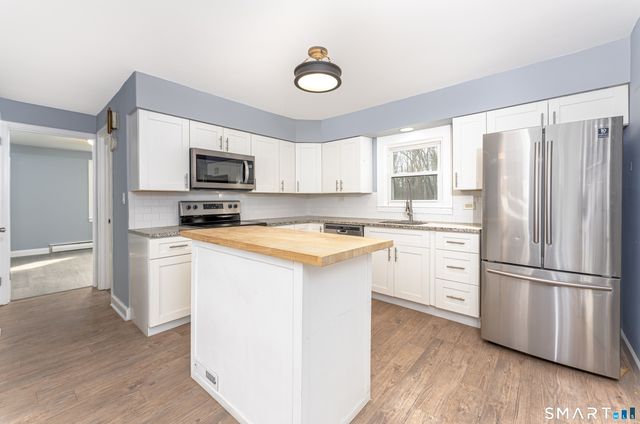 216 Madison Street, Waterbury, CT 06706