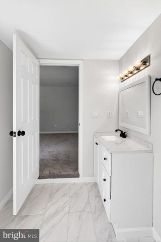 9081 DUMHART RD, Laurel, MD 20723