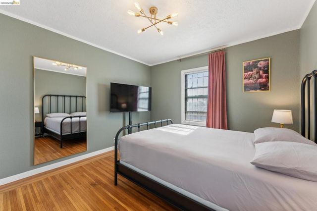 6019 Brann St, Oakland, CA 94605