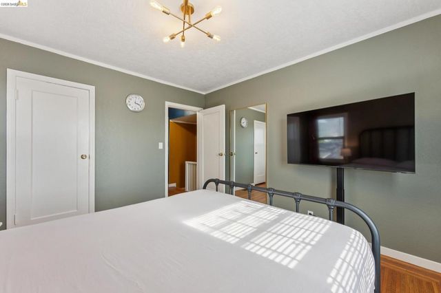 6019 Brann St, Oakland, CA 94605