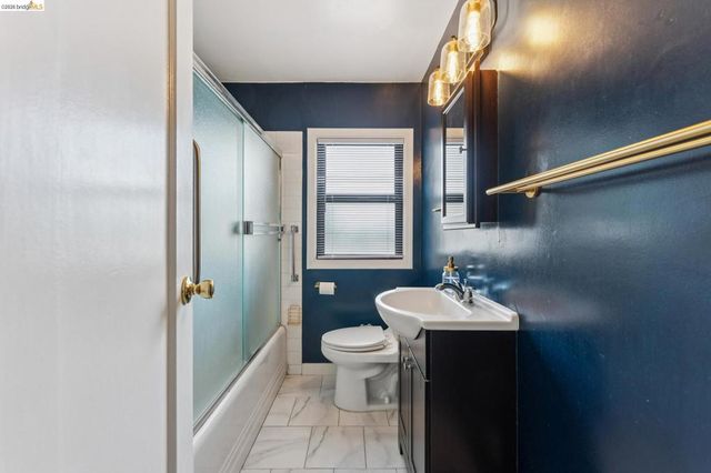 6019 Brann St, Oakland, CA 94605