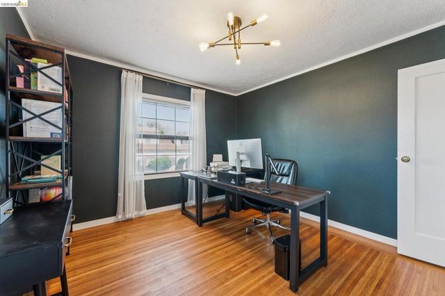 6019 Brann St, Oakland, CA 94605