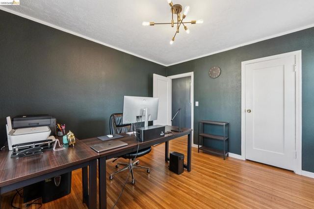 6019 Brann St, Oakland, CA 94605