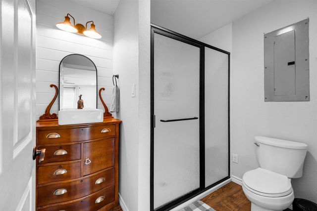 312 Southhill Rd, Palestine, TX 75801