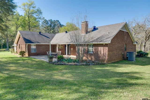 312 Southhill Rd, Palestine, TX 75801