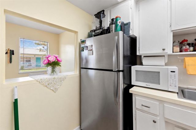 5875 18TH STREET N 15, St Petersburg, FL 33714
