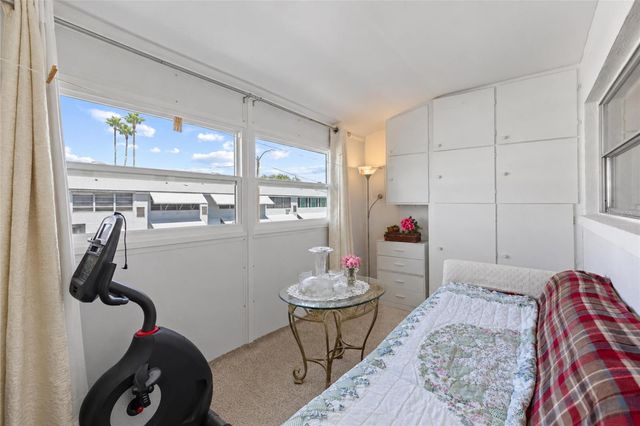 5875 18TH STREET N 15, St Petersburg, FL 33714
