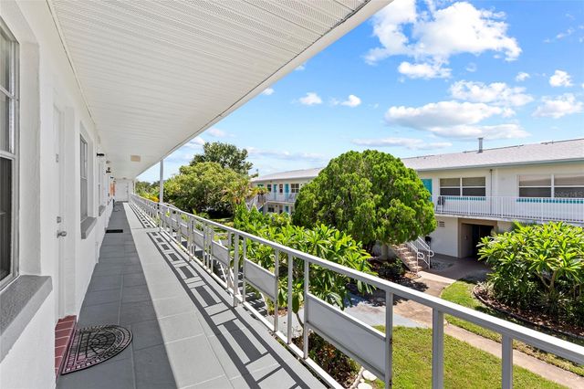 5875 18TH STREET N 15, St Petersburg, FL 33714