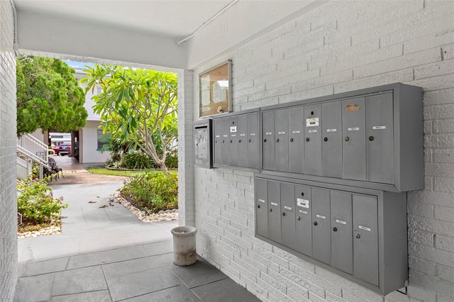 5875 18TH STREET N 15, St Petersburg, FL 33714