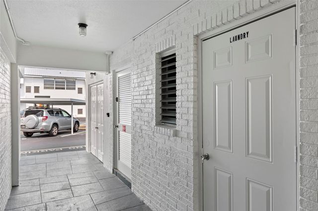5875 18TH STREET N 15, St Petersburg, FL 33714