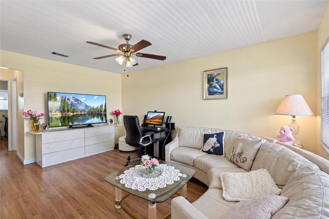 5875 18TH STREET N 15, St Petersburg, FL 33714