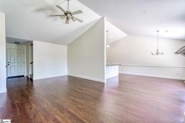 435 Melbourne Lane, Spartanburg, SC 29301