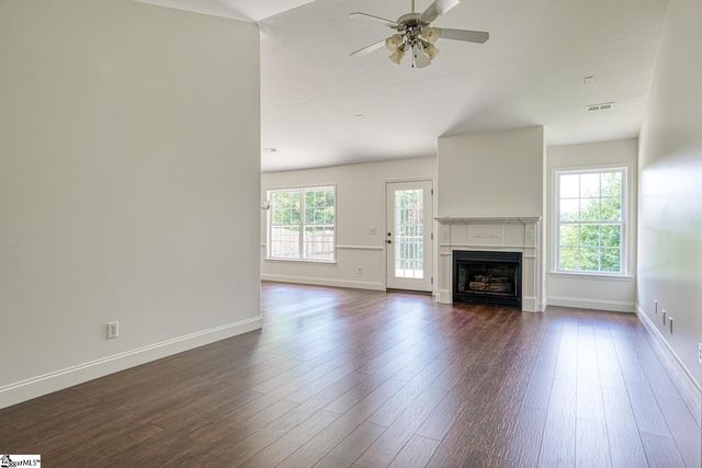 435 Melbourne Lane, Spartanburg, SC 29301