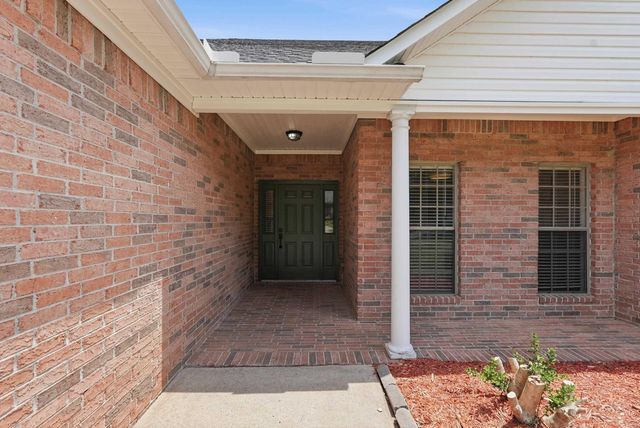 440 Wedgewood Point, Conway, AR 72034
