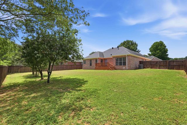 440 Wedgewood Point, Conway, AR 72034