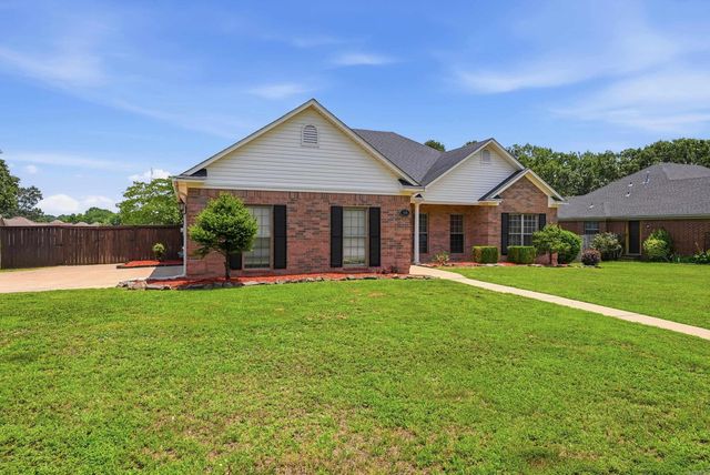 440 Wedgewood Point, Conway, AR 72034