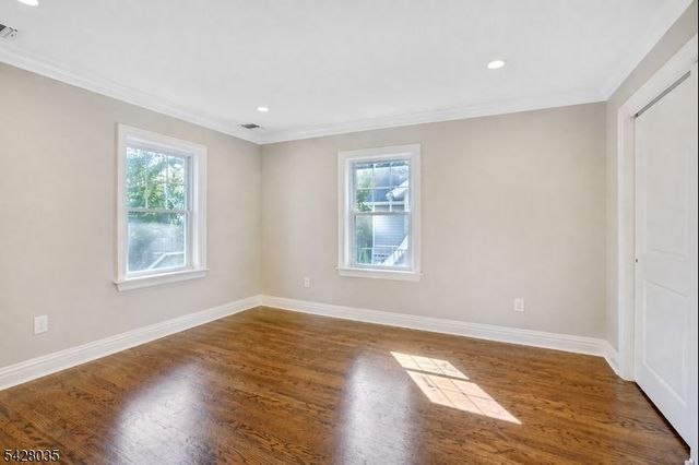 33 Raymond Ave, Nutley Twp., NJ 07110