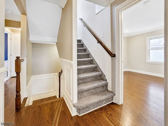 33 Raymond Ave, Nutley Twp., NJ 07110