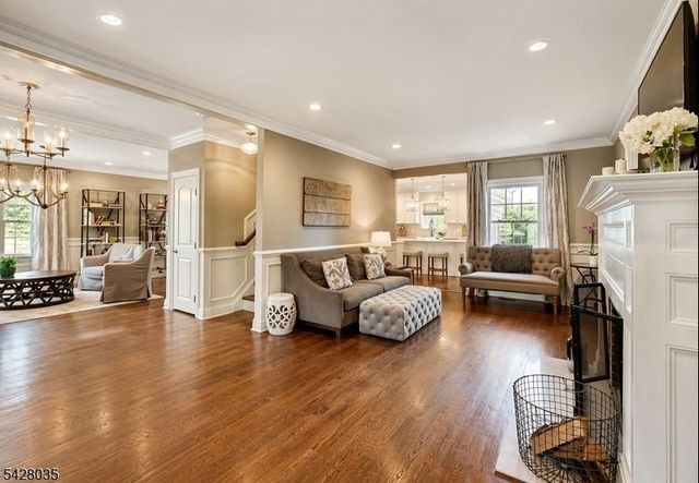 33 Raymond Ave, Nutley Twp., NJ 07110