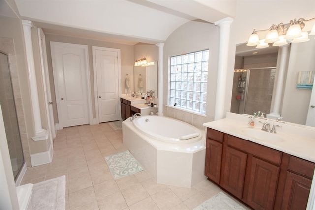 12005 Opal Creek Drive, Pearland, TX 77584