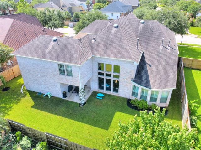12005 Opal Creek Drive, Pearland, TX 77584