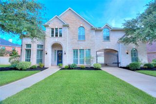 12005 Opal Creek Drive, Pearland, TX 77584