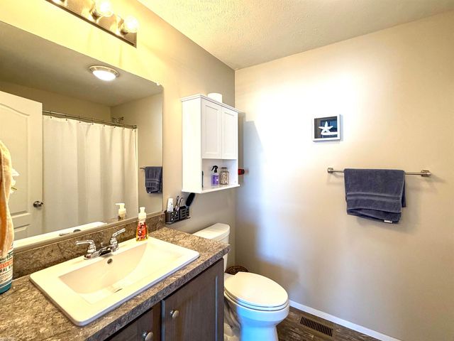 33200 Sumac Court, Lenox, MI 48048