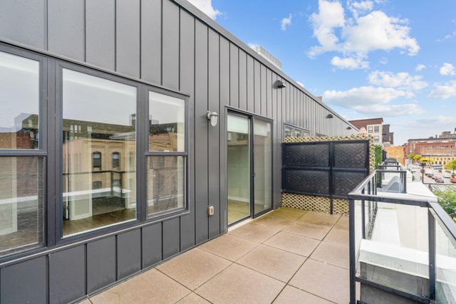 120 Hennepin Avenue 121, Minneapolis, MN 55401