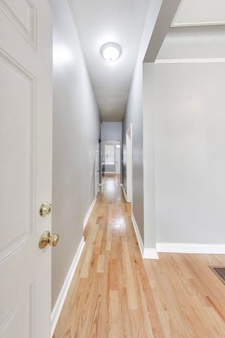 6524 S Eberhart Avenue, Chicago, IL 60637