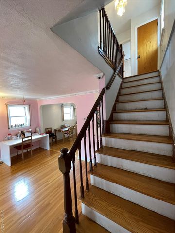 6152 149th Street, Flushing, NY 11367