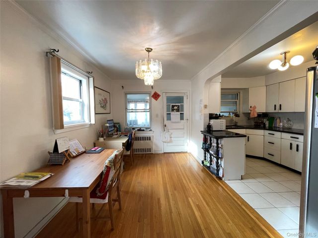 6152 149th Street, Flushing, NY 11367