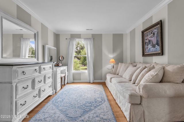 10 Bermet Court, Tinton Falls, NJ 07724