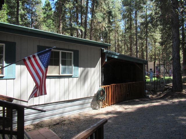 8909 Cedar Way, Klamath Falls, OR 97601