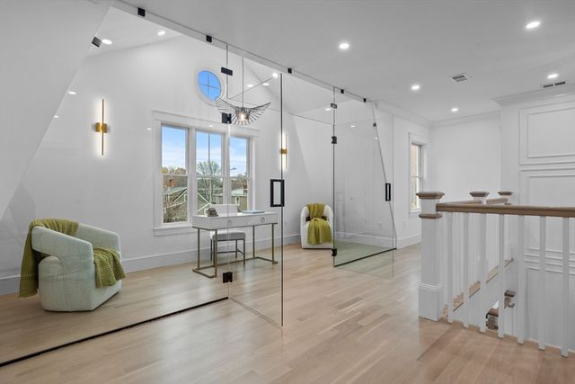 26 Beacon Ave, Newburyport, MA 01950