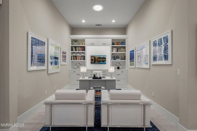 718 W Pleasant Oak Trail, Reno, NV 89511