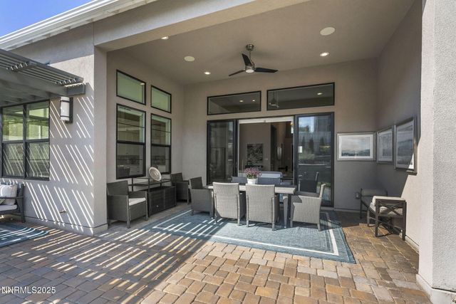 718 W Pleasant Oak Trail, Reno, NV 89511