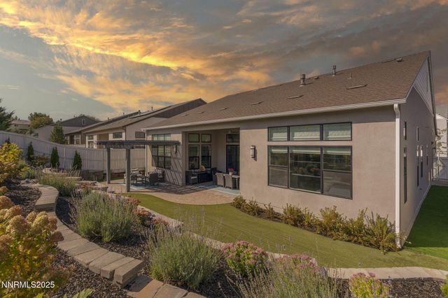 718 W Pleasant Oak Trail, Reno, NV 89511