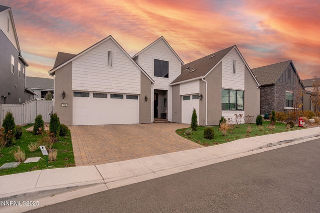 718 W Pleasant Oak Trail, Reno, NV 89511