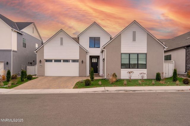 718 W Pleasant Oak Trail, Reno, NV 89511