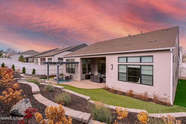 718 W Pleasant Oak Trail, Reno, NV 89511