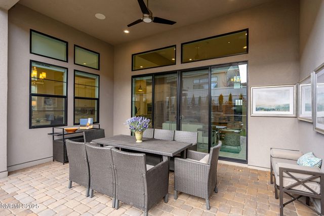 718 W Pleasant Oak Trail, Reno, NV 89511