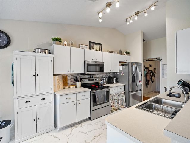 6724 CHERRY ROAD, Ocala, FL 34472