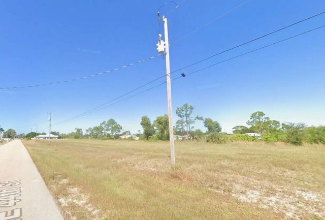 1811 NE 44th Street, Cape Coral, FL 33909