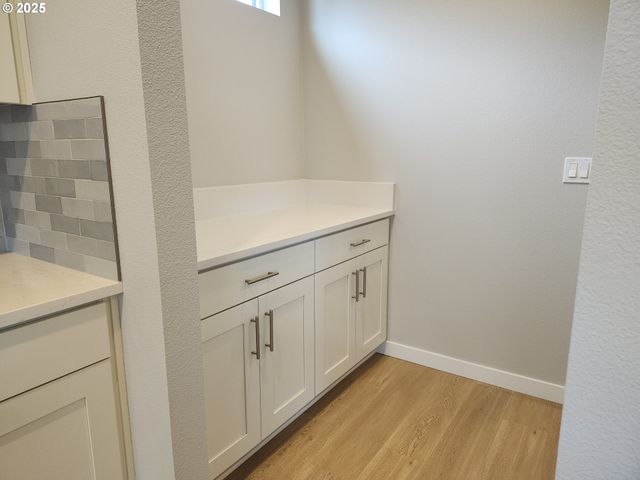 3096 Olympic St 15, Woodburn, OR 97071